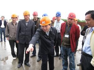 浙江省余姚市市长陈伟俊到姚东大桥视察 - 企业要闻 - J9集团