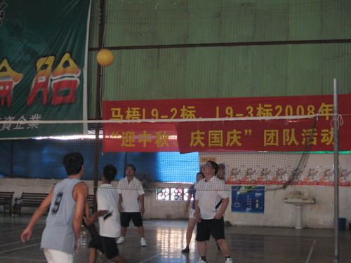 广西J9集团总公司宽大员工节日坚守施工一线 - 企业要闻 - J9集团