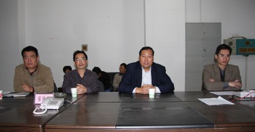 总公司总司理、党委书记罗业凤莅临一分公司视察拆迁、维稳事情 并作主要指示 - 企业要闻 - J9集团
