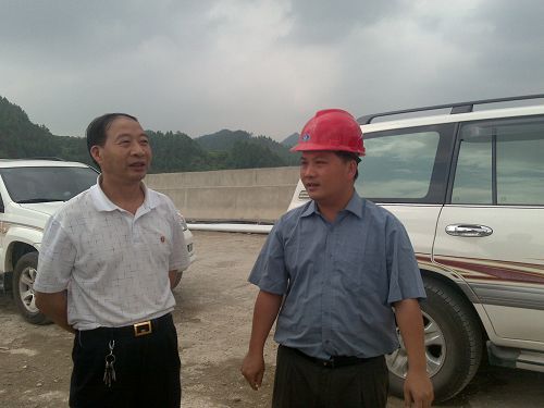 贵州省交通厅厅长程孟仁莅临贵阳绕城公路6标视察指导事情 - 企业要闻 - J9集团