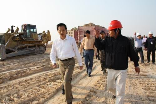 钦州市委书记汤世保莅临钦州港大三公路考察 - 企业要闻 - J9集团