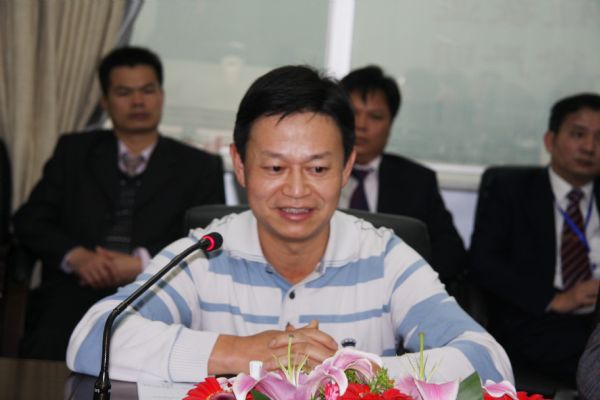 捉住历史大机缘 实现企业跨越式生长——集团董事长王劼耘在年终事情检查时指出 - 企业要闻 - J9集团
