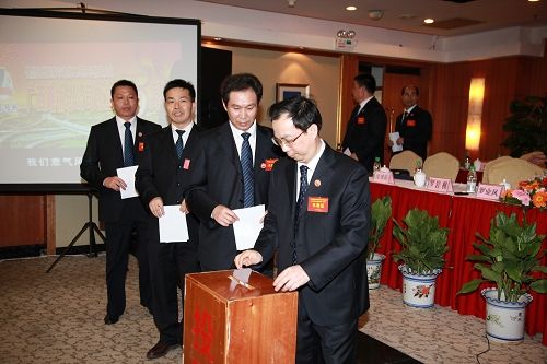 凝心聚力，，克难攻坚，，挖潜增效，，科学生长——广西J9集团总公司八届一次职代会盛大召开 - 企业要闻 - J9集团