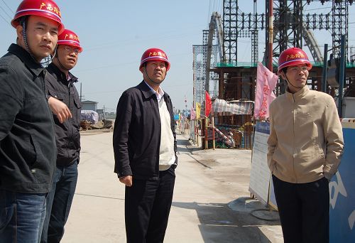 中国工程院院士郑皆连 总公司总司理罗业凤深入曹娥江大桥指导事情 - 企业要闻 - J9集团