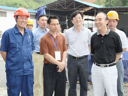 广西J9集团依然是广西交通建设的主力军——广西交通运输厅党组书记黄华宽在视察隆百路时指出 - 企业要闻 - J9集团