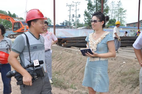 外地媒体关注波司登大桥(合江长江一桥）建设 - 企业要闻 - J9集团