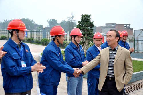 区交通运输厅党组书记黄华宽莅临泸渝2标指导事情 - 企业要闻 - J9集团