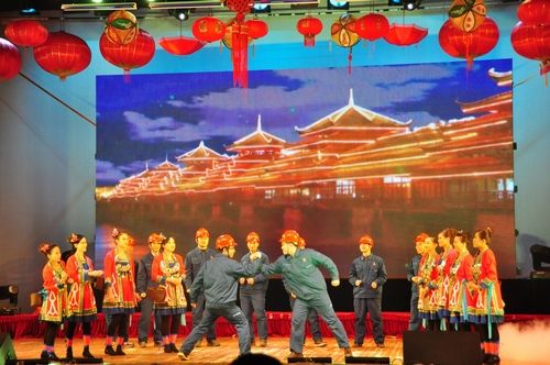 公司盛大举行2011“春到J9集团”迎新春暨团拜会 - 企业要闻 - J9集团
