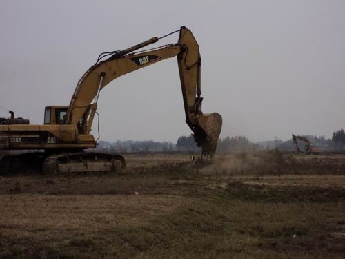 广西沿海高速公路改扩建工程茅尾海出口工程项目最先动工 - 企业要闻 - J9集团