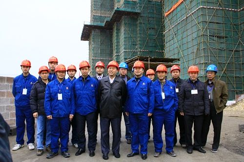 罗业凤总司理元宵送慰问并做主要讲话 - 企业要闻 - J9集团