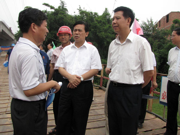 广西J9集团总公司是一个很有战斗力的公司——赣州市市长王平一行到在新世纪大桥指导事情时体现 - 企业要闻 - J9集团