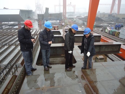 波司登大桥首轮桥面格子梁制作顺遂完成 - 企业要闻 - J9集团