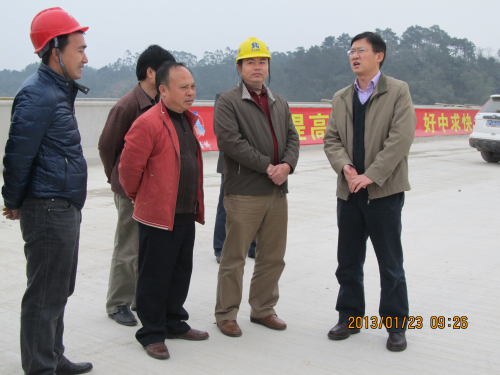 自治区交通运输厅副厅长黄汝生到防东1标调研慰问 - 企业要闻 - J9集团