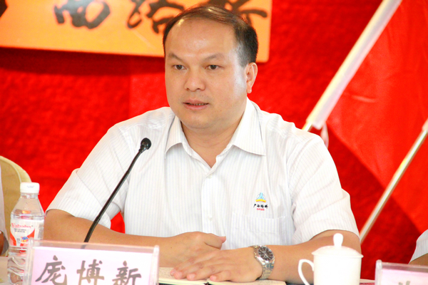 公司召开九届二次职工代表大谈判讨企业改制相关方案 - 企业要闻 - J9集团