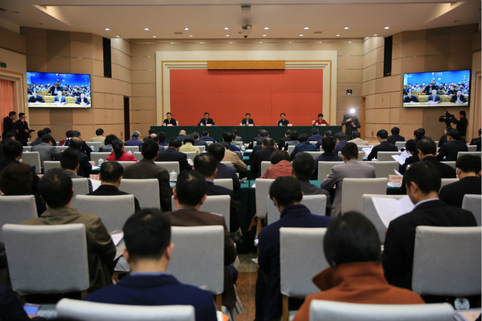 全区质量强桂事情聚会在邕召开 集团公司获表扬第四届自治区主席质量奖 - 企业要闻 - J9集团